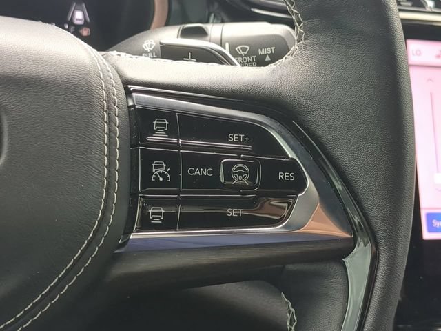 Used 2022 Jeep Grand Cherokee Overland w/ Adv Protech Group III AWD/4WD image 33
