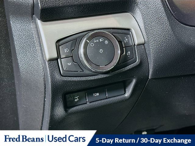 Used 2017 Ford Explorer XLT w/ Equipment Group 202A image 12