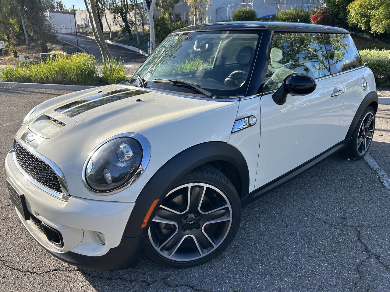 Used 2013 MINI Cooper S FWD image 1