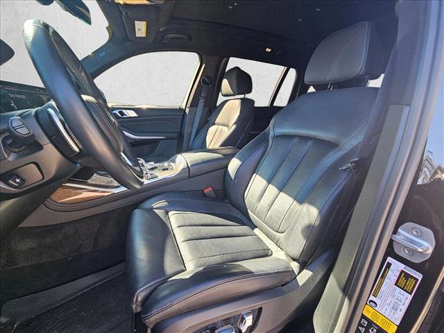 Used 2020 BMW X7 xDrive40i w/ Executive Package image 11