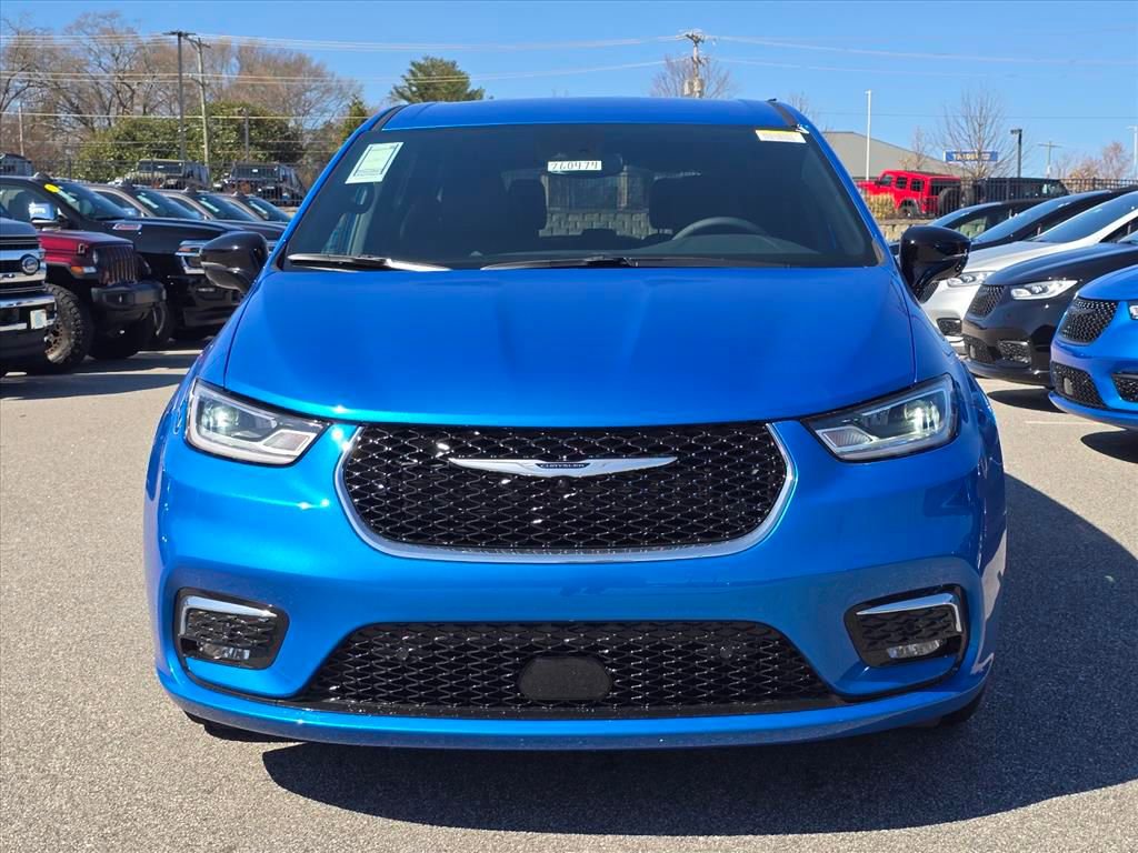 New 2026 Chrysler Pacifica Select FWD image 15