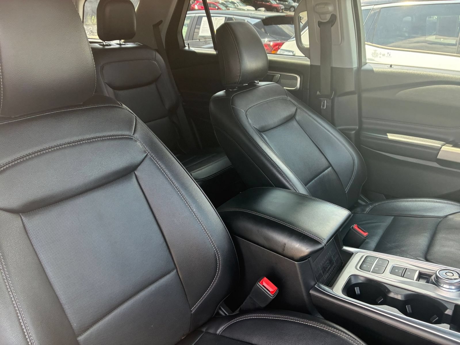 Used 2024 Ford Explorer Limited RWD image 26