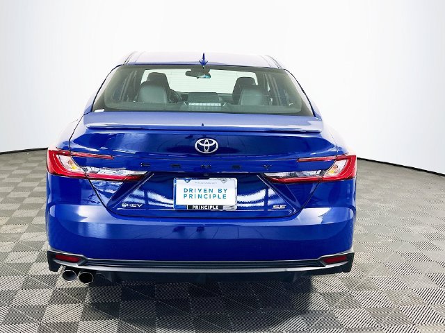 Certified 2025 Toyota Camry SE FWD image 8