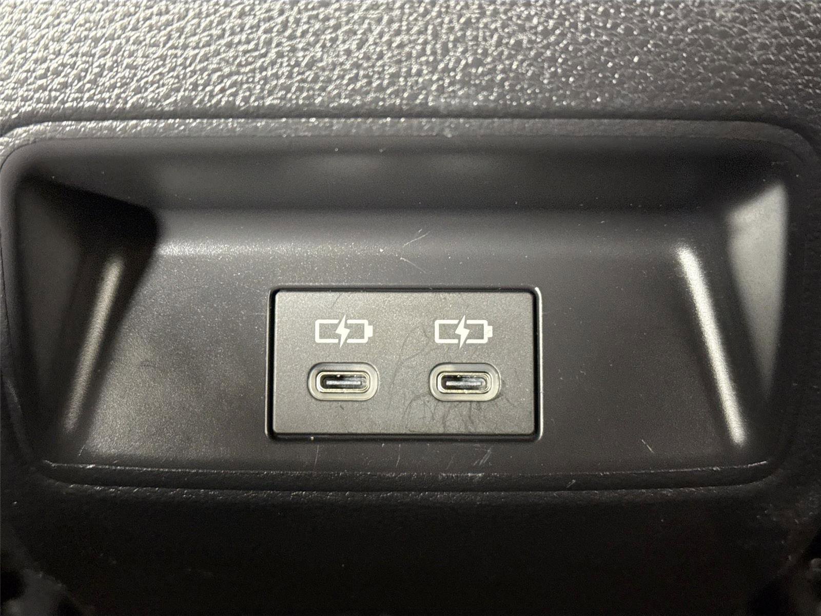 Certified 2025 Toyota Corolla SE image 36