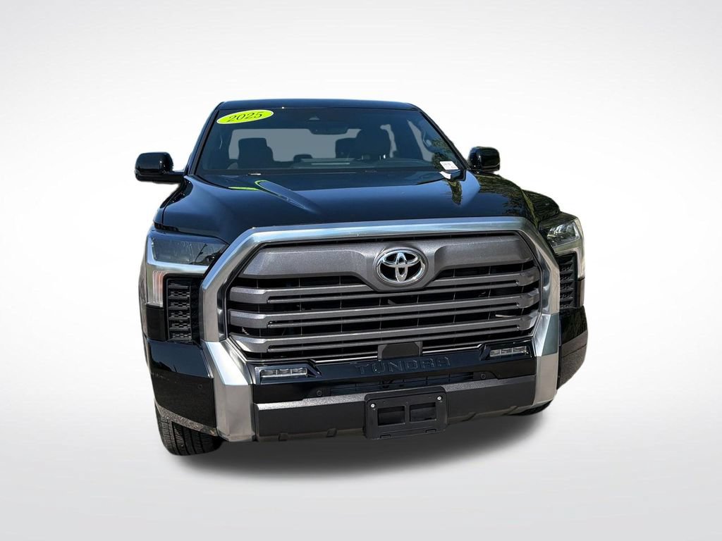 Used 2025 Toyota Tundra Limited AWD/4WD image 20
