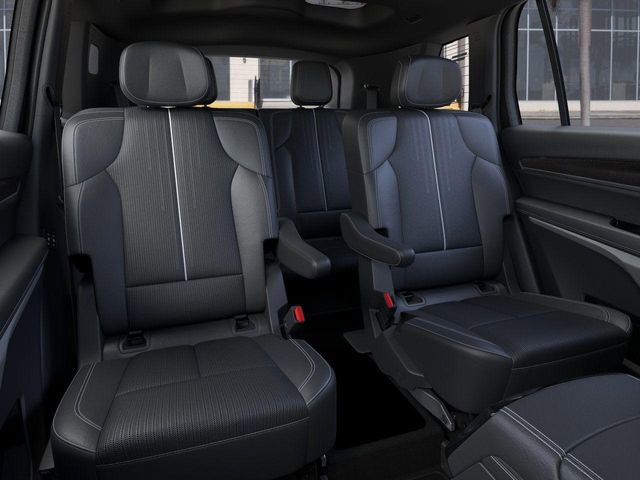 New 2026 Cadillac Vistiq Sport image 17