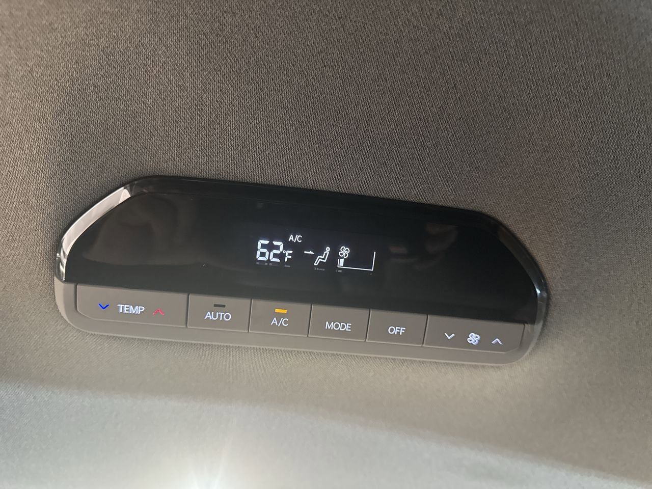 New 2026 Kia EV9 Wind image 30