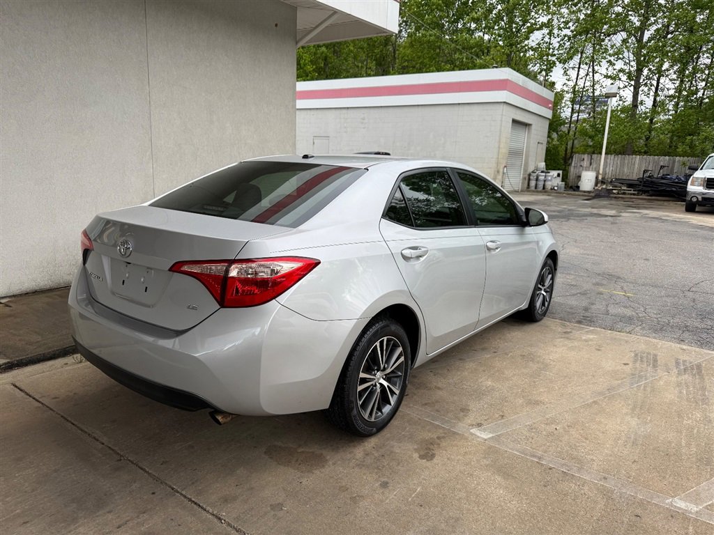 Used 2017 Toyota Corolla LE w/ LE Premium Package FWD image 3