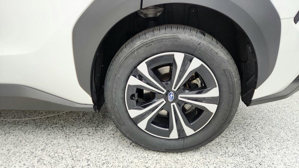 Used 2023 Subaru Solterra AWD image 9