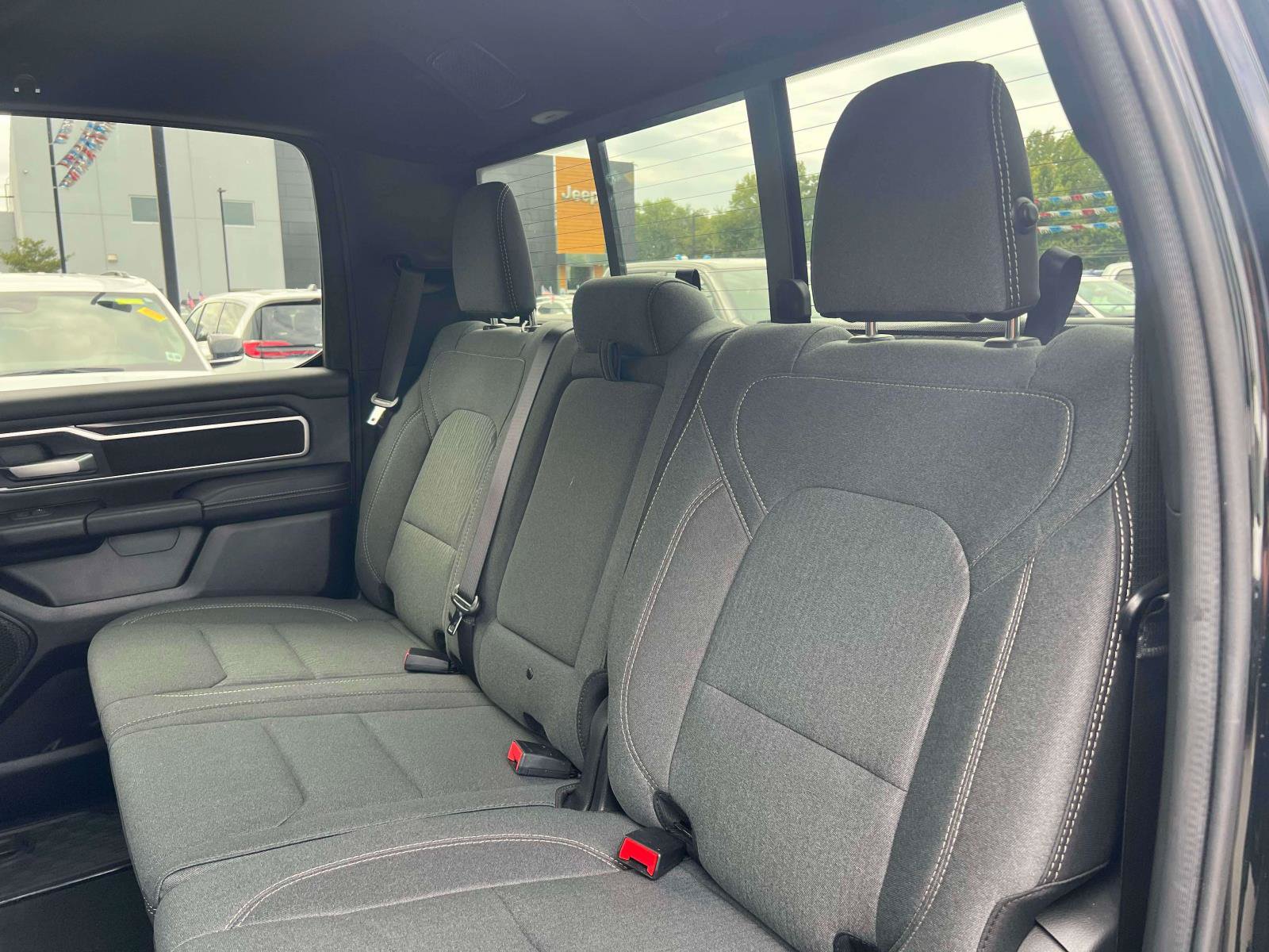 Used 2023 RAM 1500 Big Horn AWD/4WD image 28