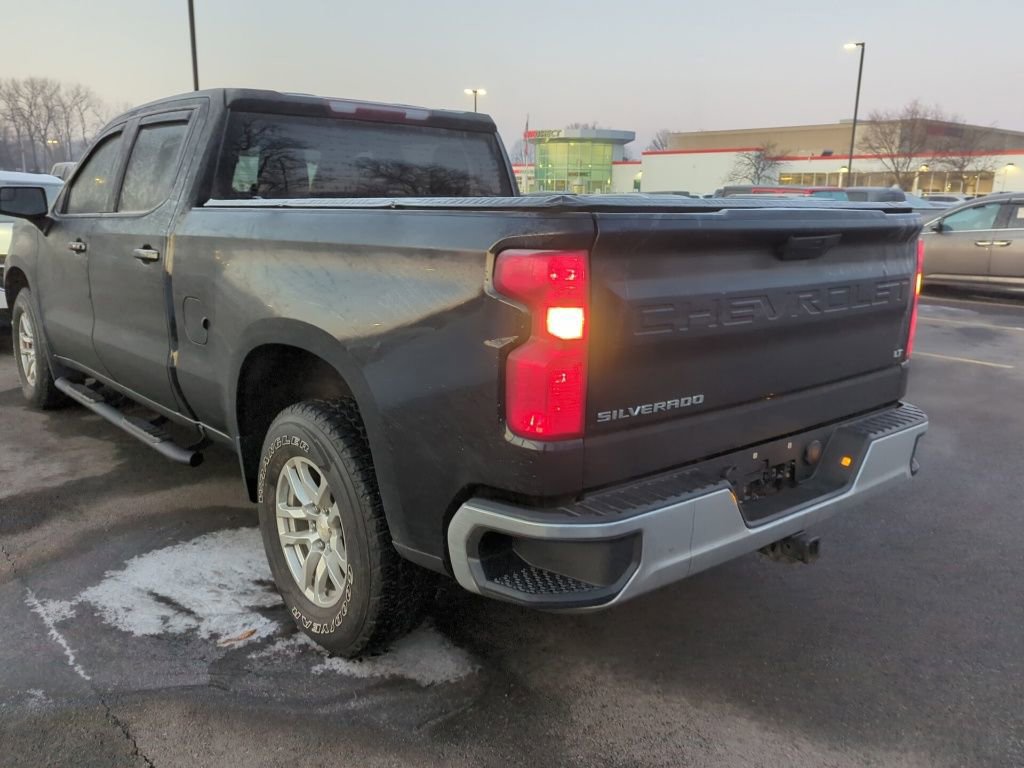 Used 2021 Chevrolet Silverado 1500 LT w/ Bed Protection Package image 4