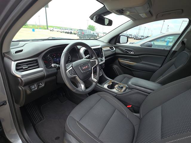Used 2022 GMC Acadia SLE w/ Driver Convenience Package FWD image 11