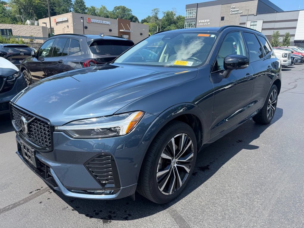 Used 2023 Volvo XC60 B5 Plus w/ Climate Package AWD/4WD image 1