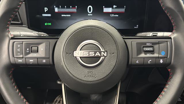 Used 2025 Nissan Kicks SR FWD image 15