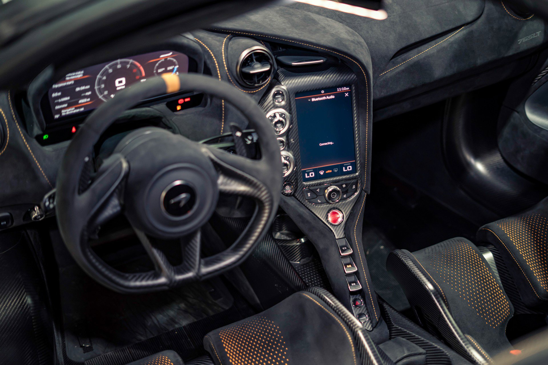 Used 2021 McLaren 765LT RWD image 18