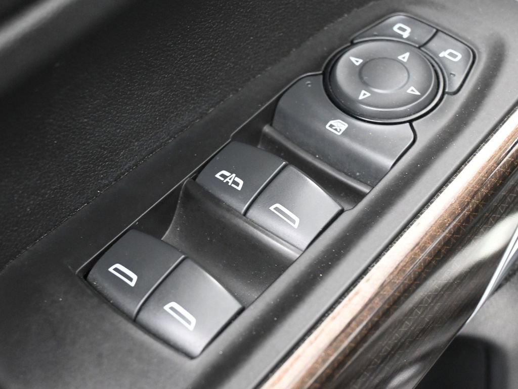 Used 2021 Chevrolet Silverado 1500 LT image 17