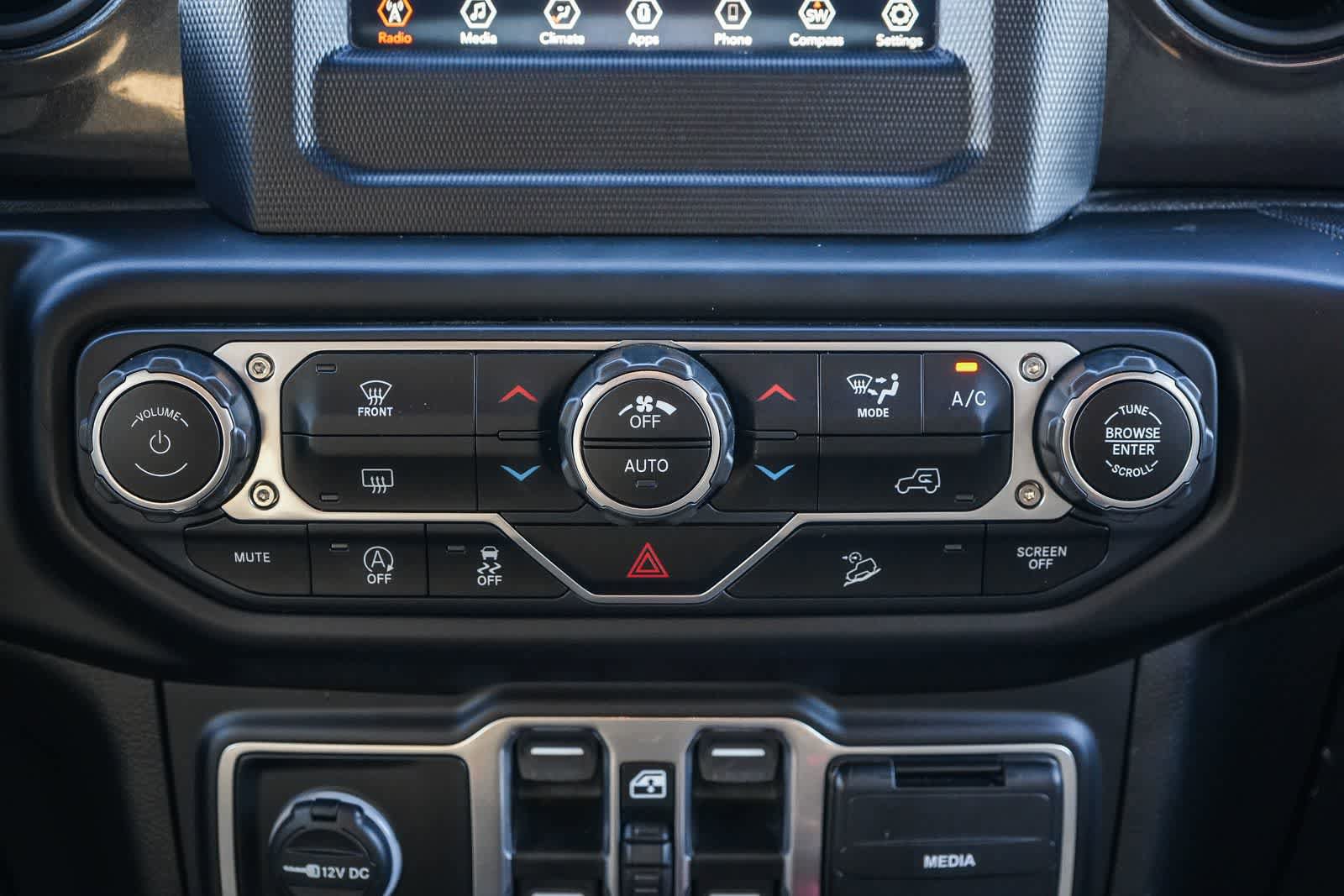 Used 2020 Jeep Wrangler Unlimited Sport AWD/4WD image 14