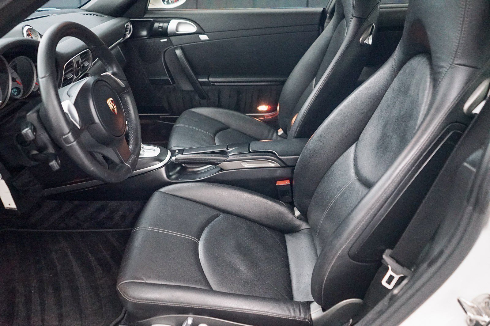 Used 2009 Porsche 911 Carrera S image 28