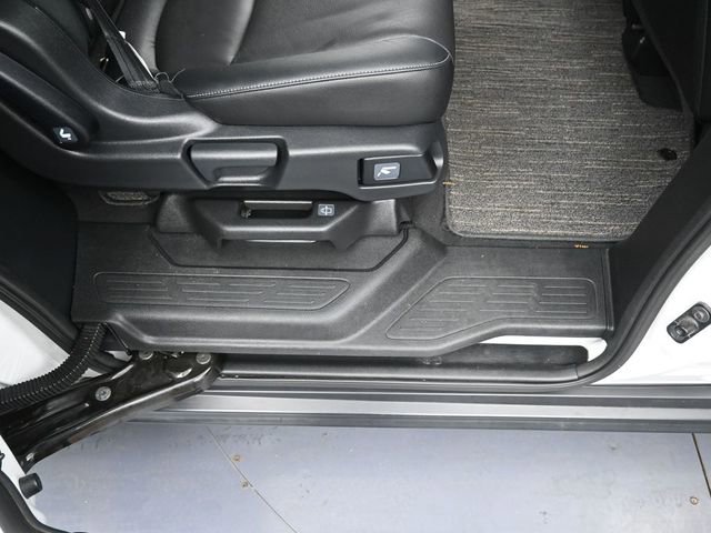 Used 2023 Honda Odyssey EX-L image 29