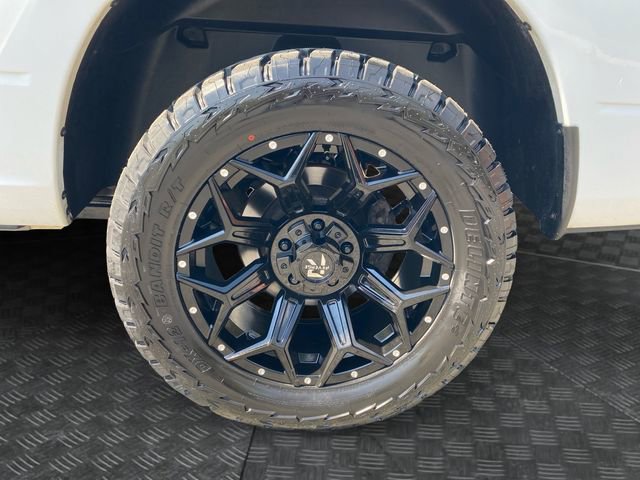 Used 2023 RAM 1500 Tradesman w/ Chrome Appearance Group image 34