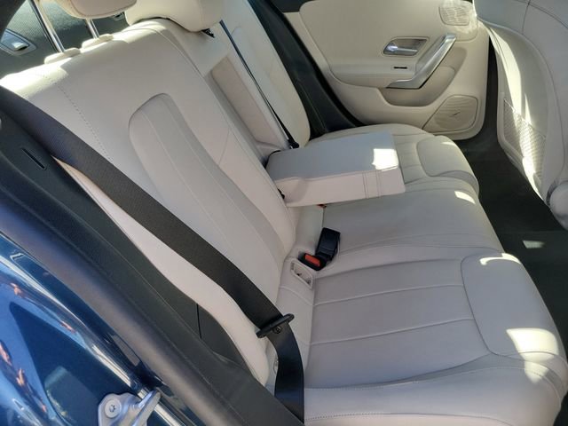 Used 2021 Mercedes-Benz CLA 250 image 25