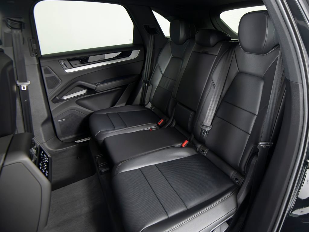 New 2026 Porsche Cayenne E-Hybrid AWD/4WD image 37