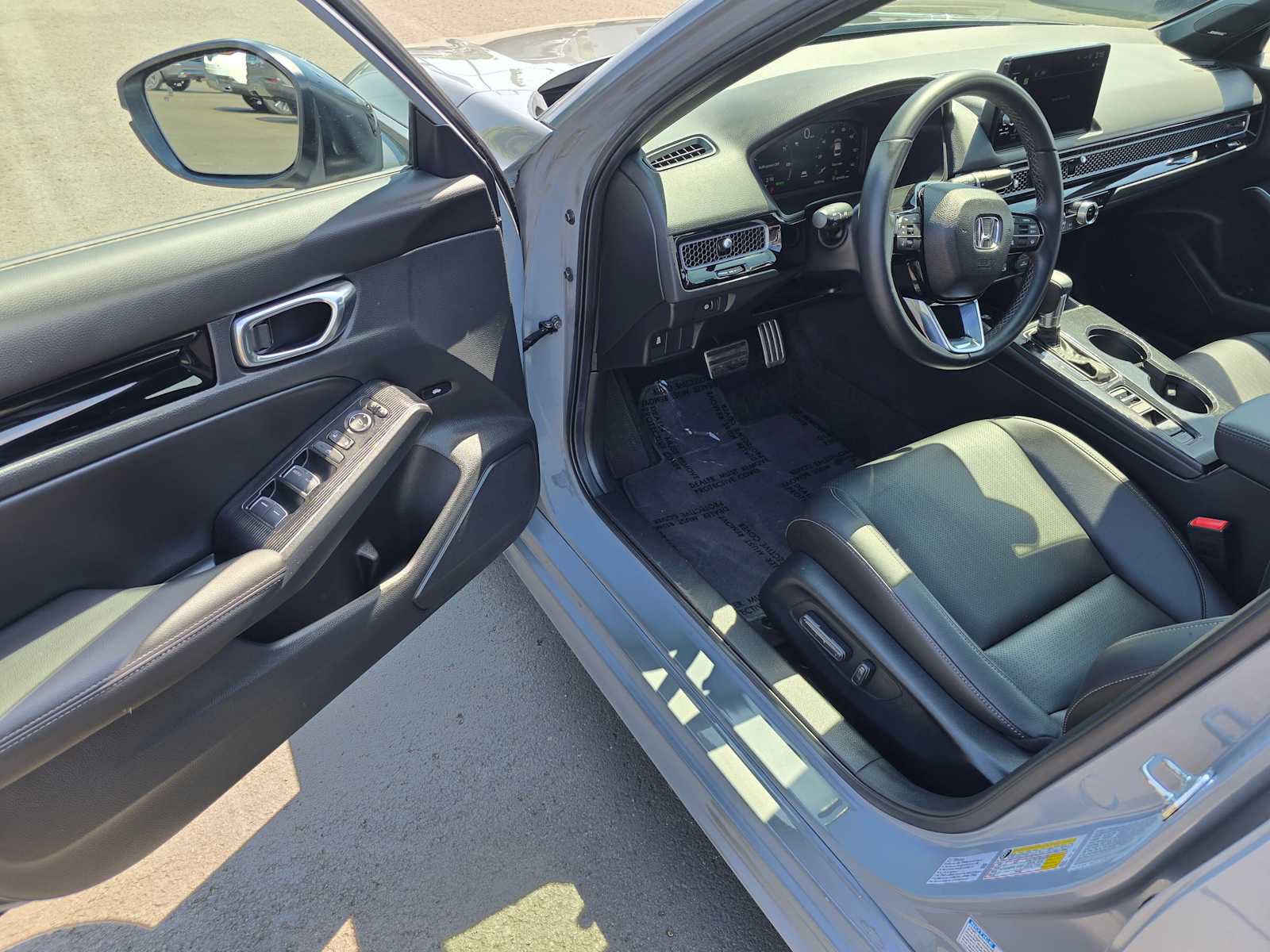 Used 2025 Honda Civic Sport Touring image 19