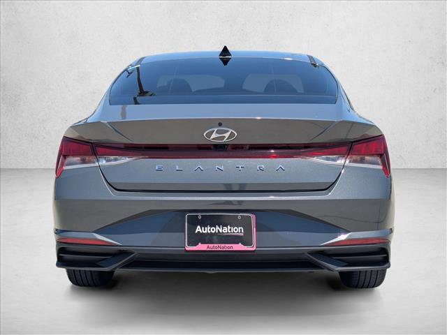 Used 2023 Hyundai Elantra SEL w/ Convenience Package FWD image 7