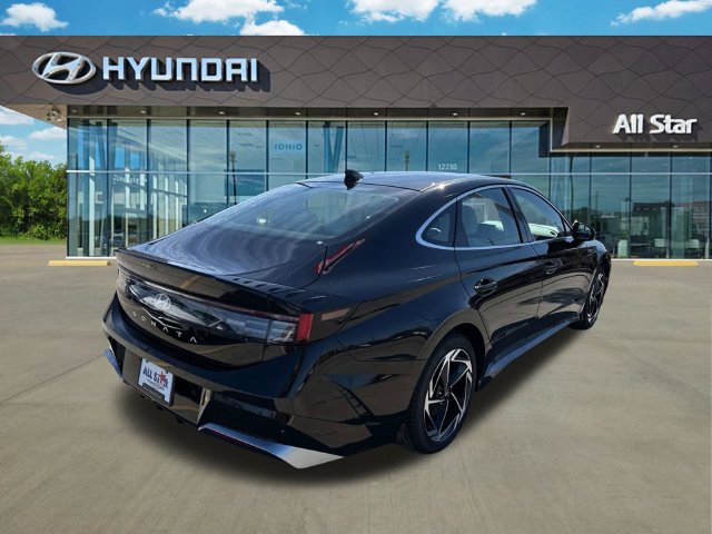 New 2026 Hyundai Sonata SEL FWD image 10