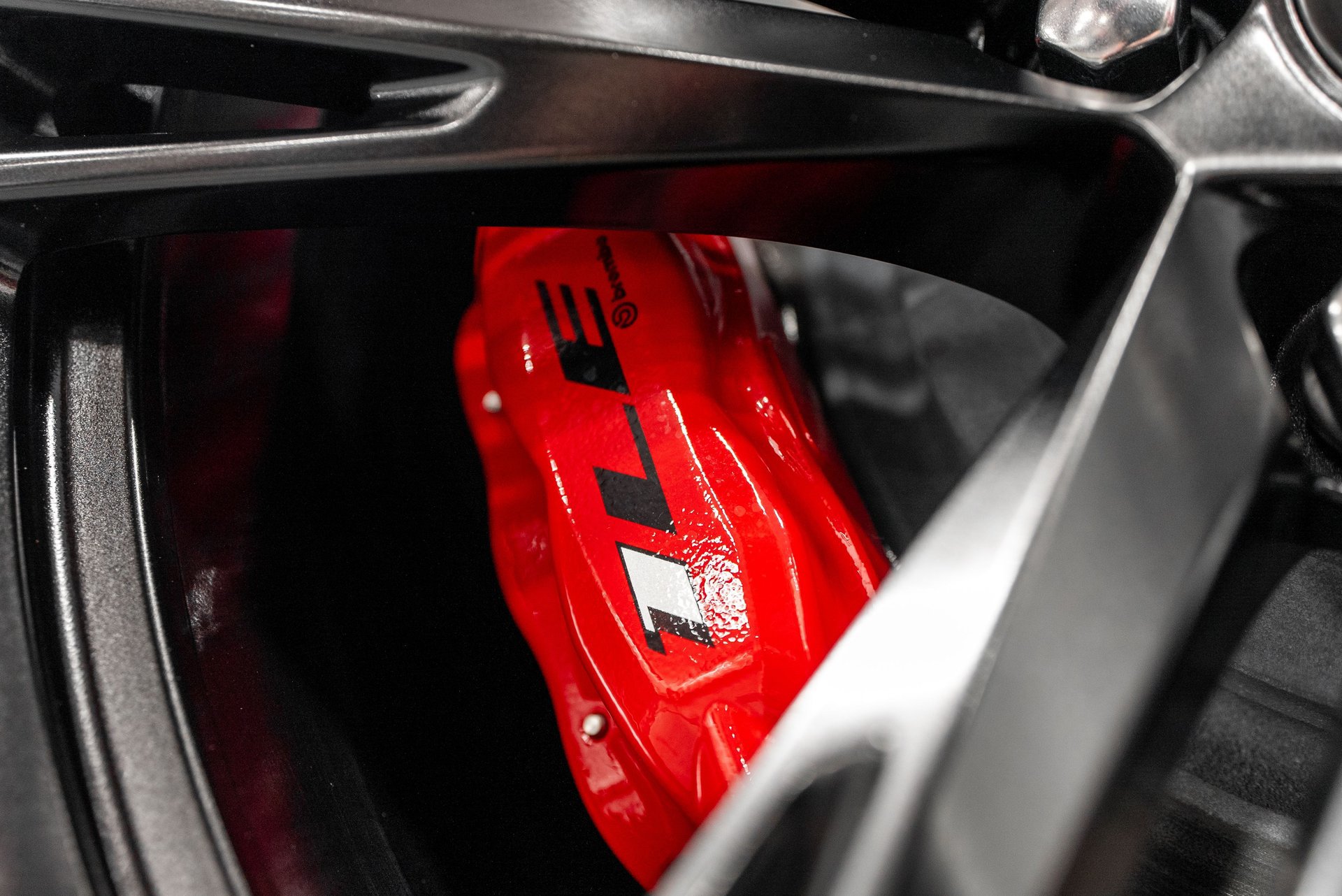 Used 2024 Chevrolet Camaro ZL1 RWD image 27