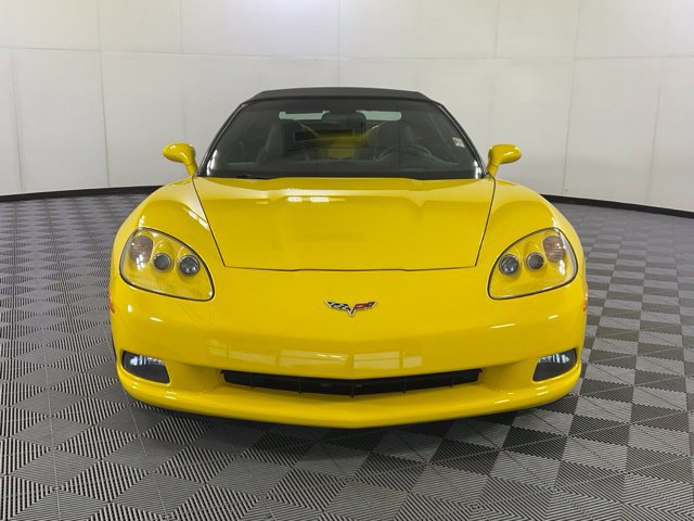 Used 2007 Chevrolet Corvette Convertible w/ Preferred Equipment Group RWD image 2