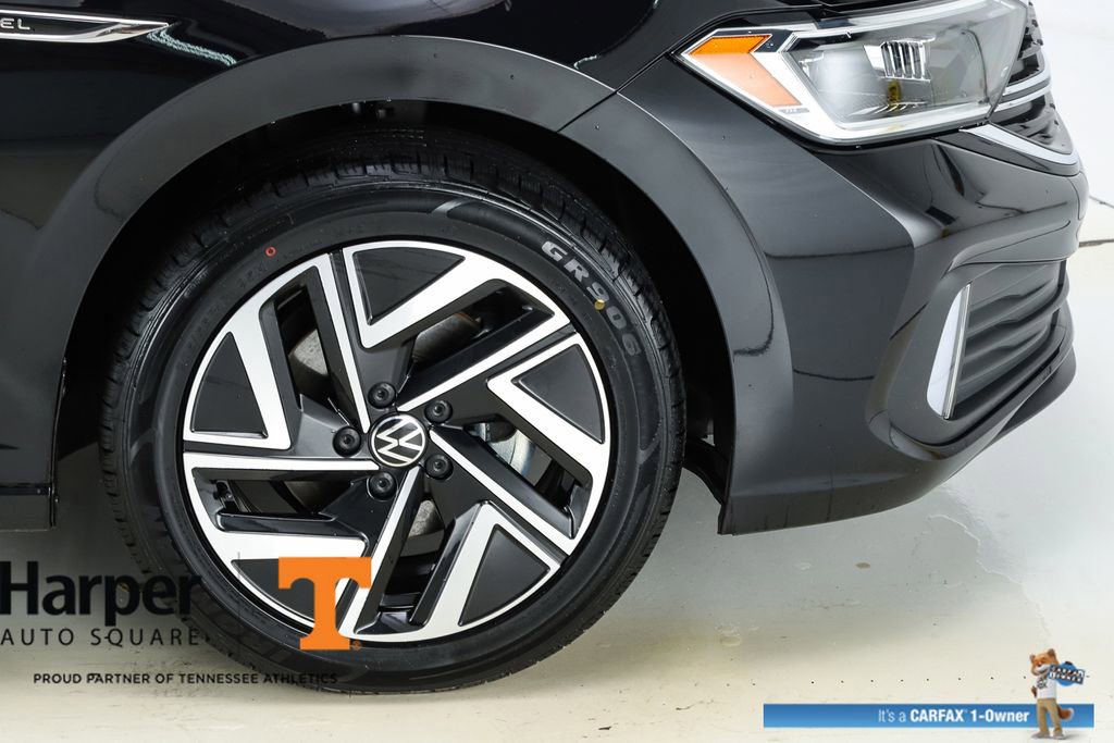 Used 2024 Volkswagen Jetta SEL FWD image 14