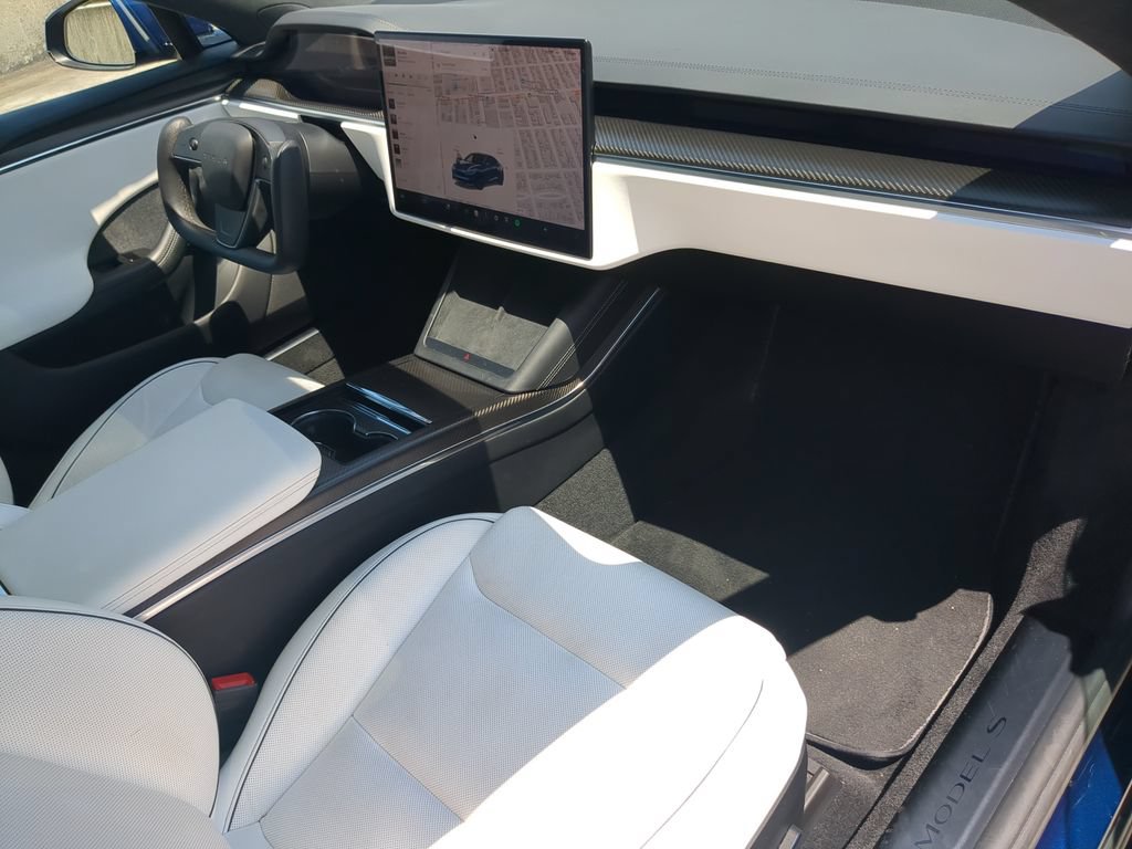 Used 2022 Tesla Model S Plaid AWD/4WD image 11