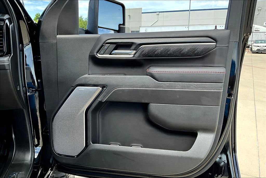 Used 2024 GMC Sierra 2500 AT4X image 24