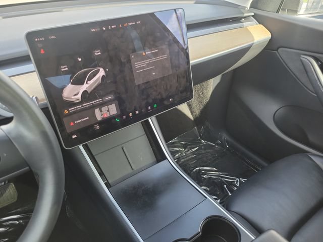Used 2020 Tesla Model Y Long Range AWD/4WD image 24