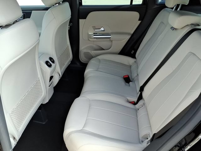 New 2026 Mercedes-Benz GLA 250 image 18