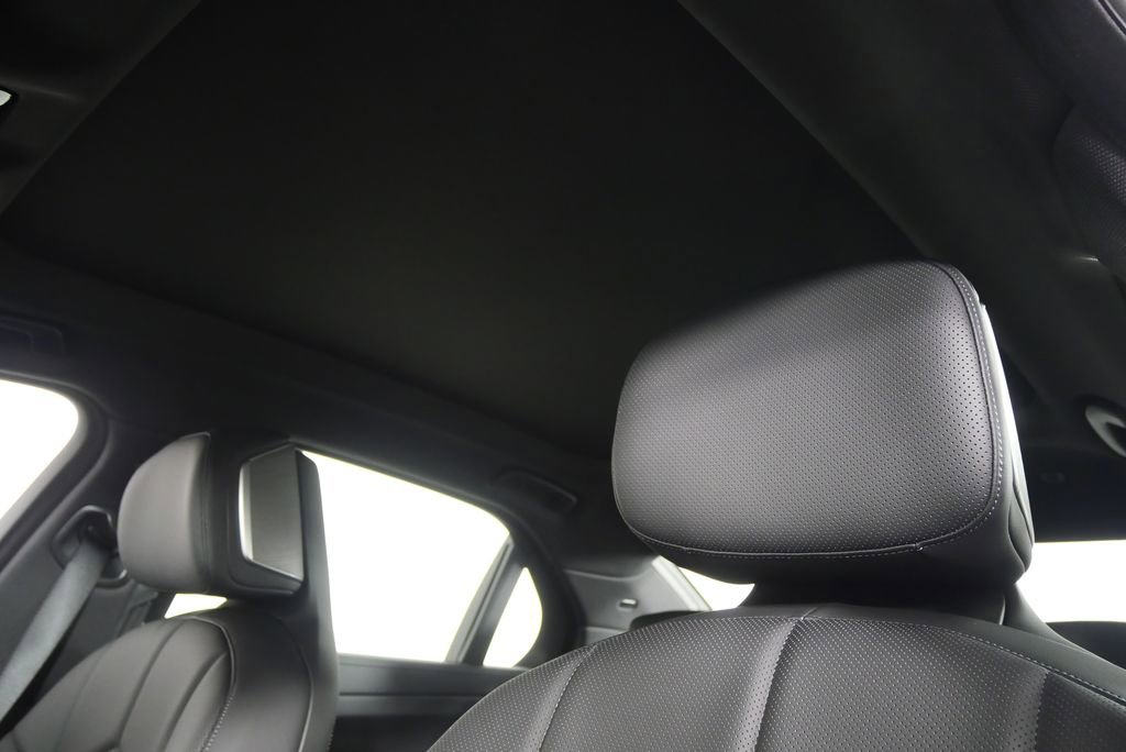 Used 2026 BMW 740i image 12