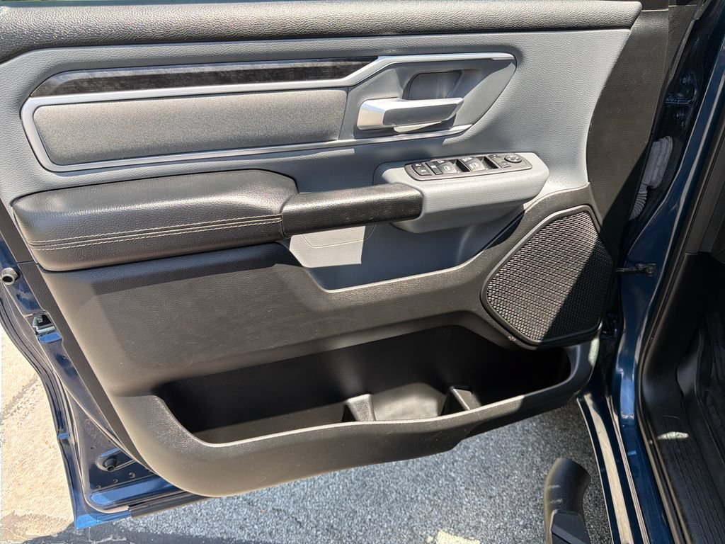 Used 2022 RAM 1500 Big Horn AWD/4WD image 13