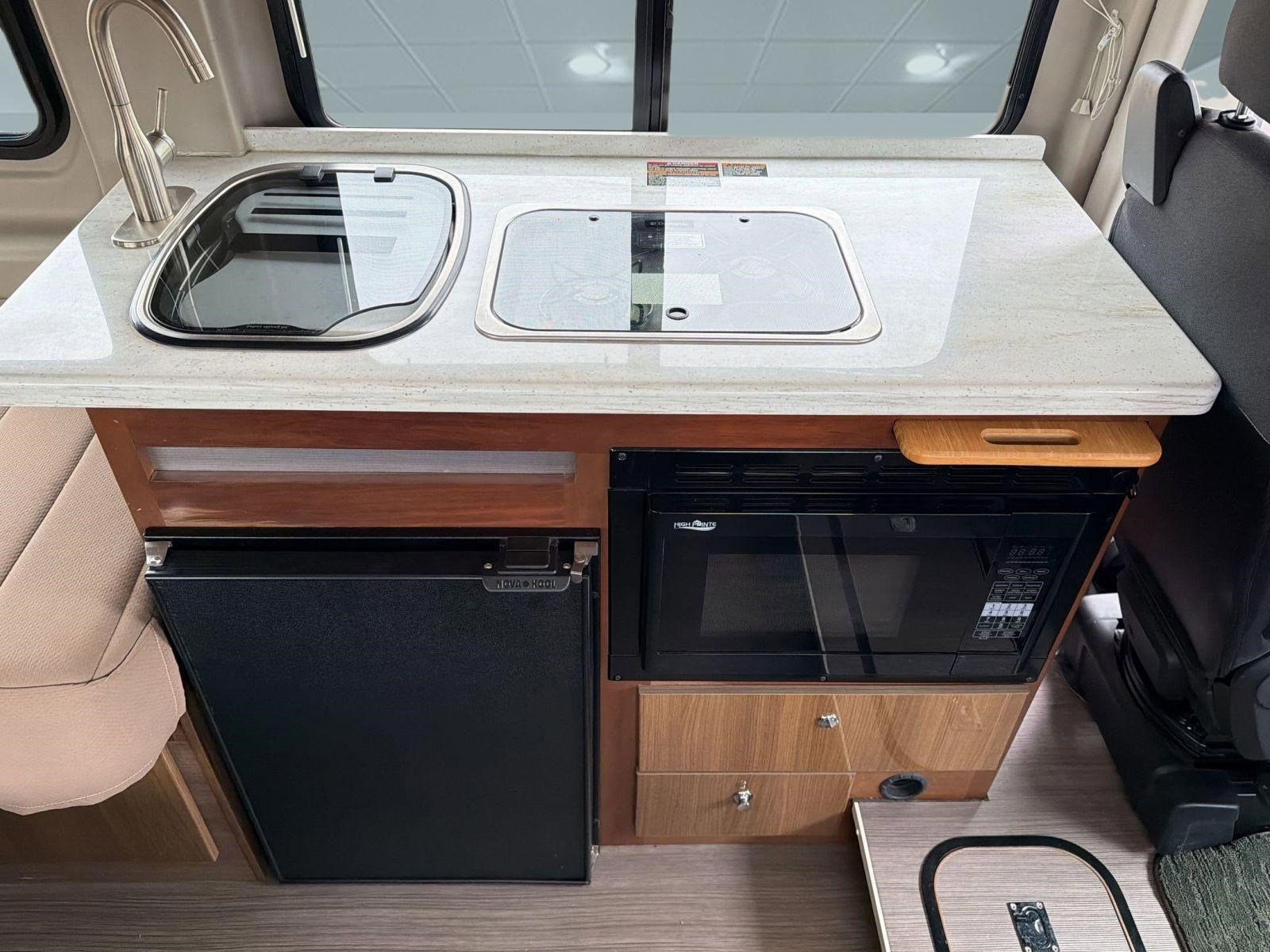 Used 2017 RAM ProMaster 3500 w/ Premium Appearance Group image 30