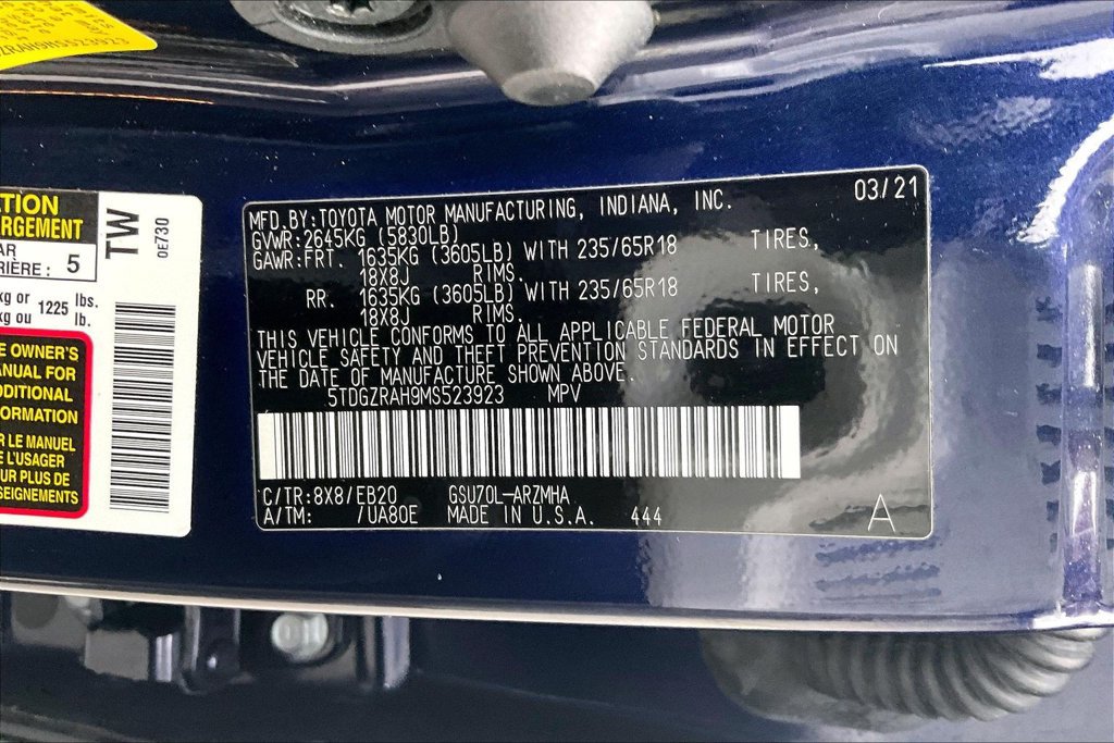 Used 2021 Toyota Highlander XLE FWD image 19