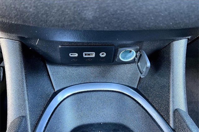 Used 2021 Chevrolet Malibu LT image 15