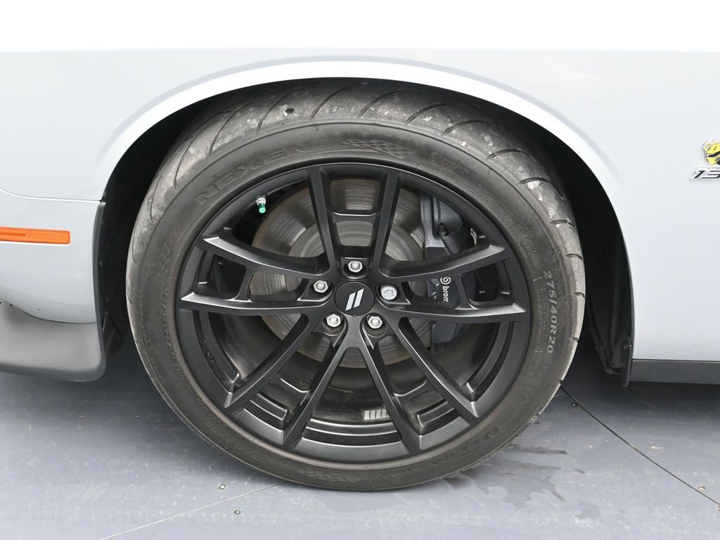Used 2023 Dodge Challenger R/T Scat Pack image 9
