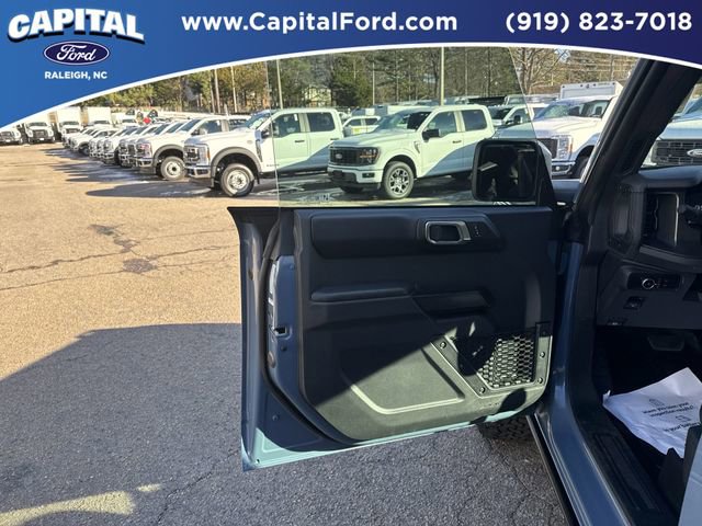 Certified 2025 Ford Bronco Badlands AWD/4WD image 19