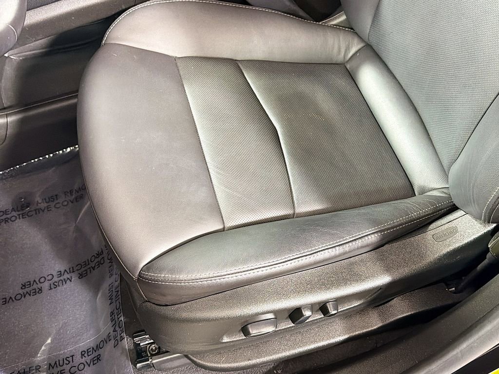 Used 2024 Cadillac XT5 Premium Luxury image 19