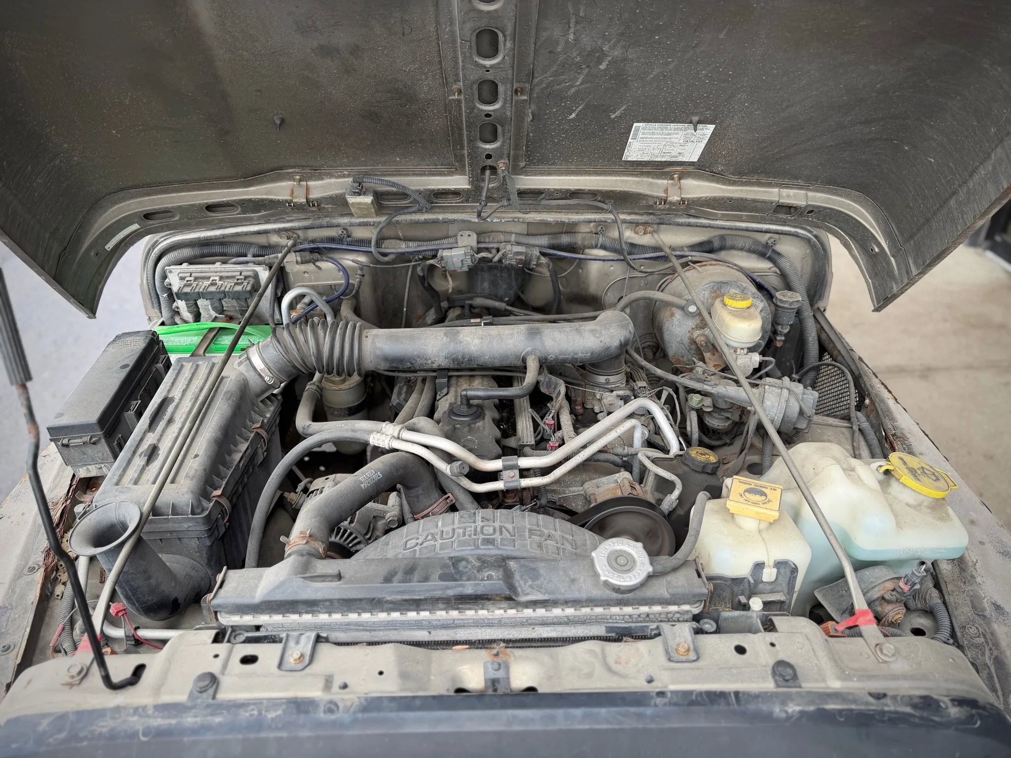 Used 2004 Jeep Wrangler Sahara w/ Dual Top Group image 29