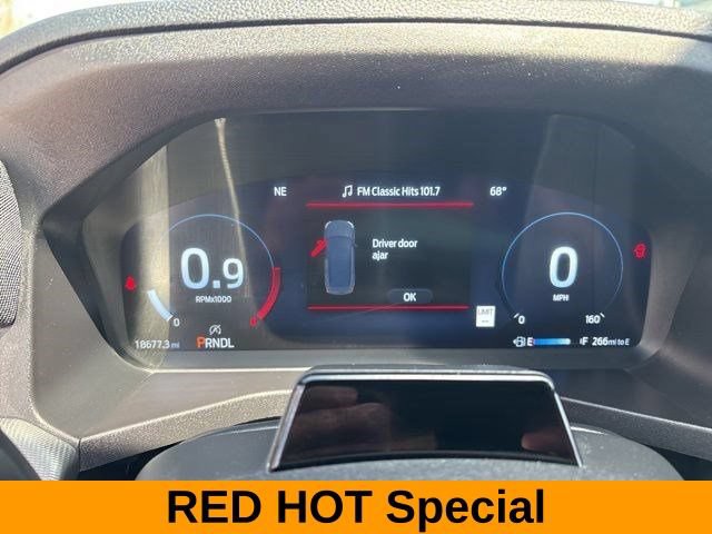 Used 2025 Ford Explorer ST-Line w/ ST-Line Street Pack AWD/4WD image 15