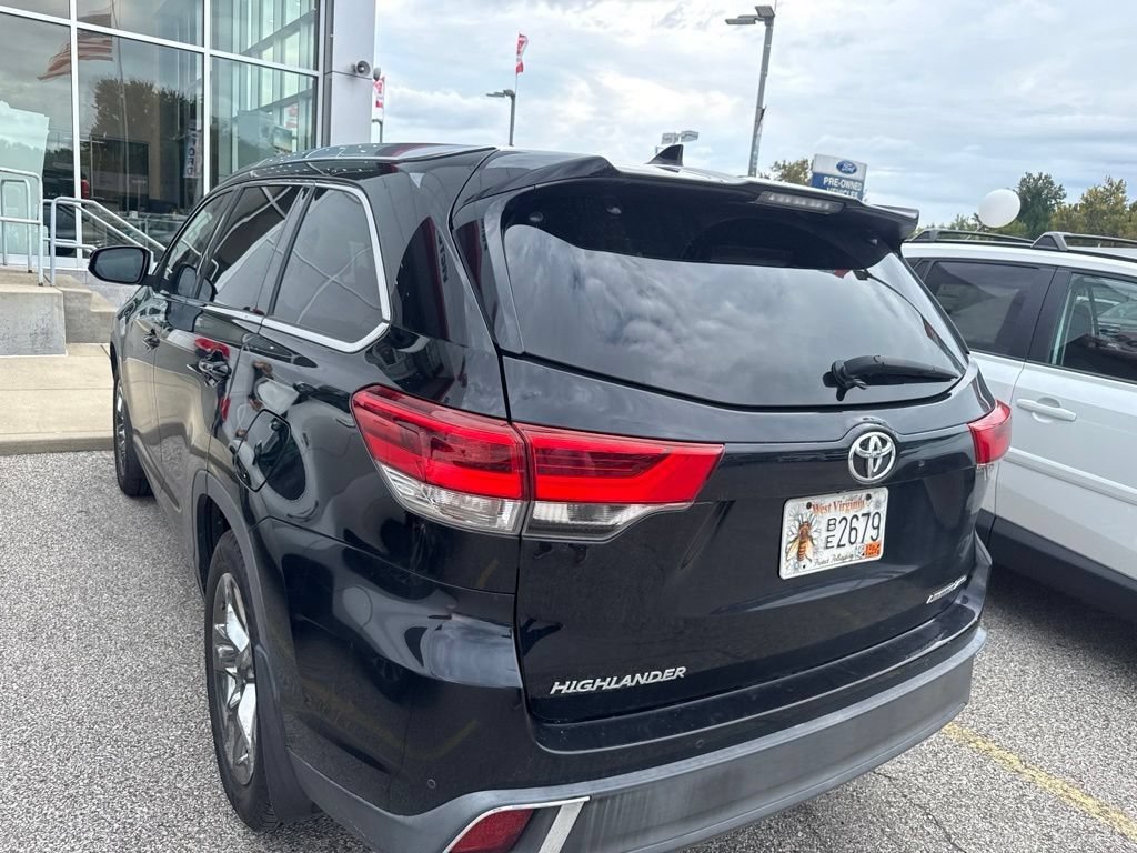 Used 2019 Toyota Highlander Limited Platinum AWD/4WD image 6