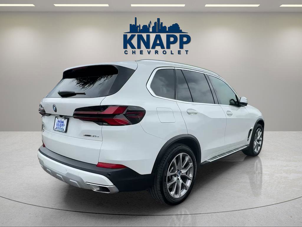 Used 2025 BMW X5 xDrive50e AWD/4WD image 7