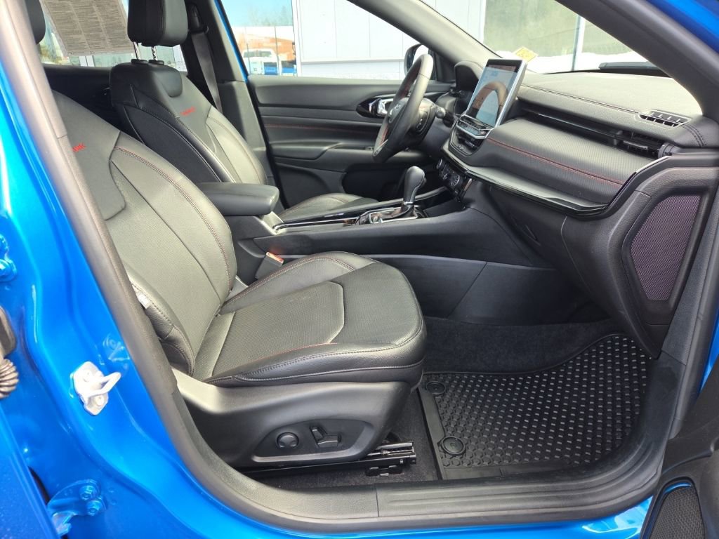 Used 2024 Jeep Compass Trailhawk w/ Trailhawk Elite Group image 34