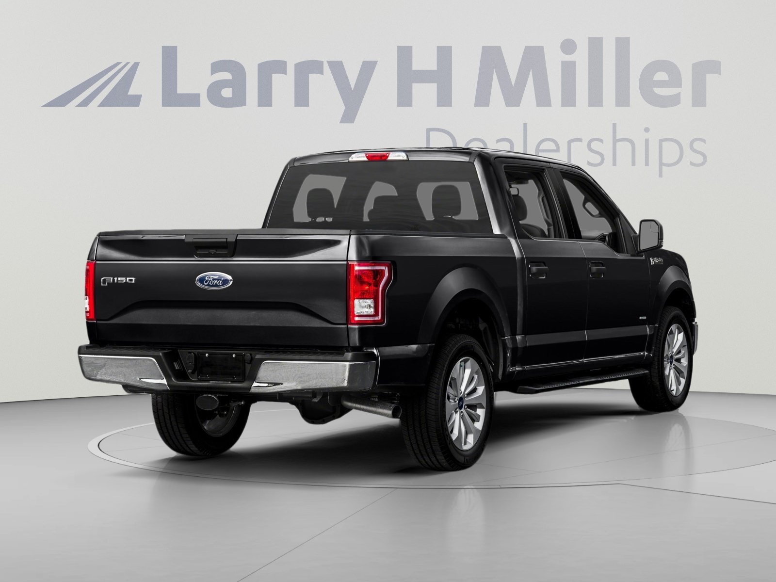 Used 2017 Ford F150 XLT w/ Equipment Group 302A Luxury RWD image 2